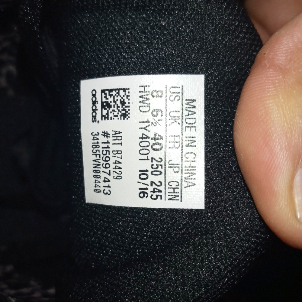 Addidas - Picture 2 of 2